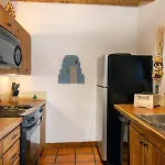 Hotel Brisas De *